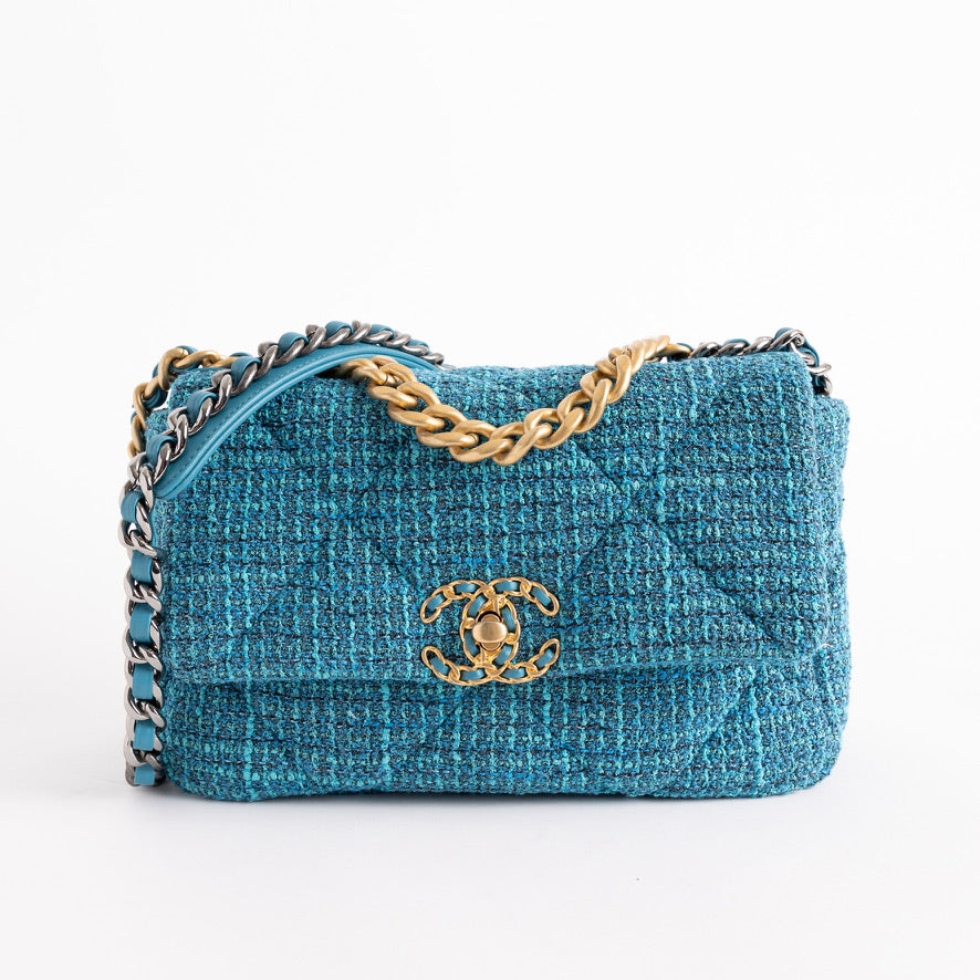 Chanel 19 Small Turquoise Blue Tweed – Now You Glow