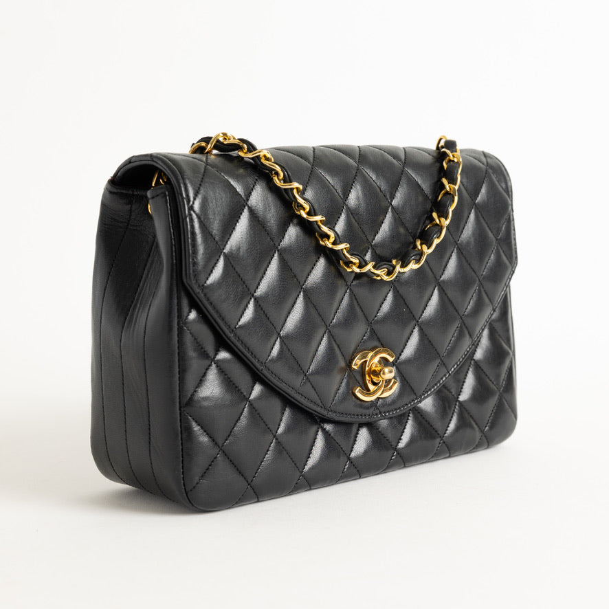 Chanel Vintage Rounded Flap Black Lambskin