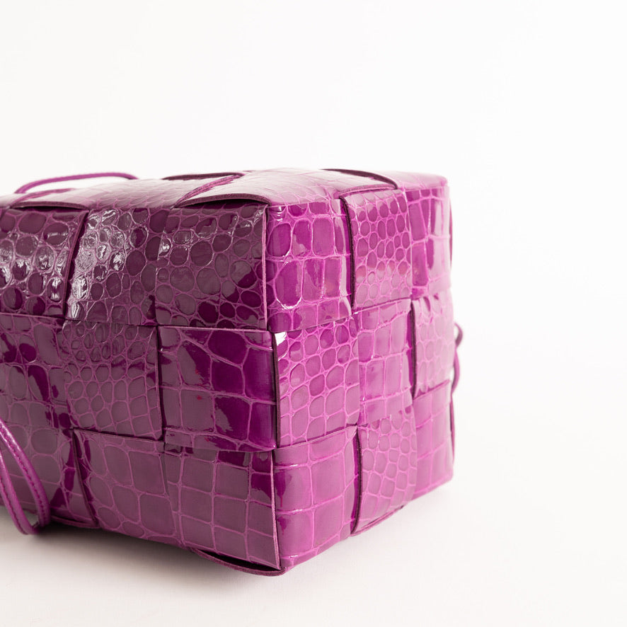 Bottega Venetta Gloss Calfskin Croc Embossed Intreccio Mini Cassette Crossbody Bucket Bag Purple