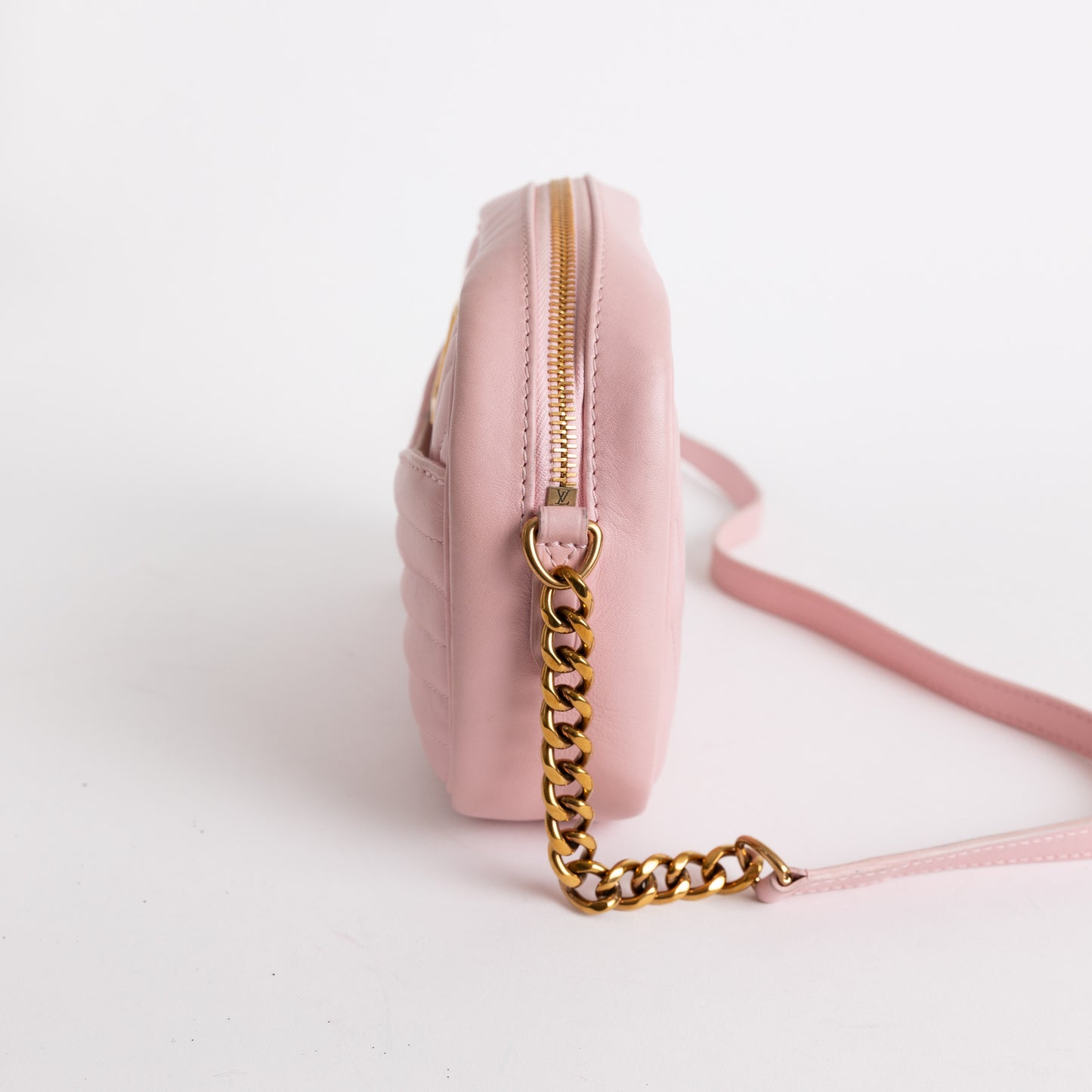 Louis Vuitton New Wave Camera Bag Pink 4402