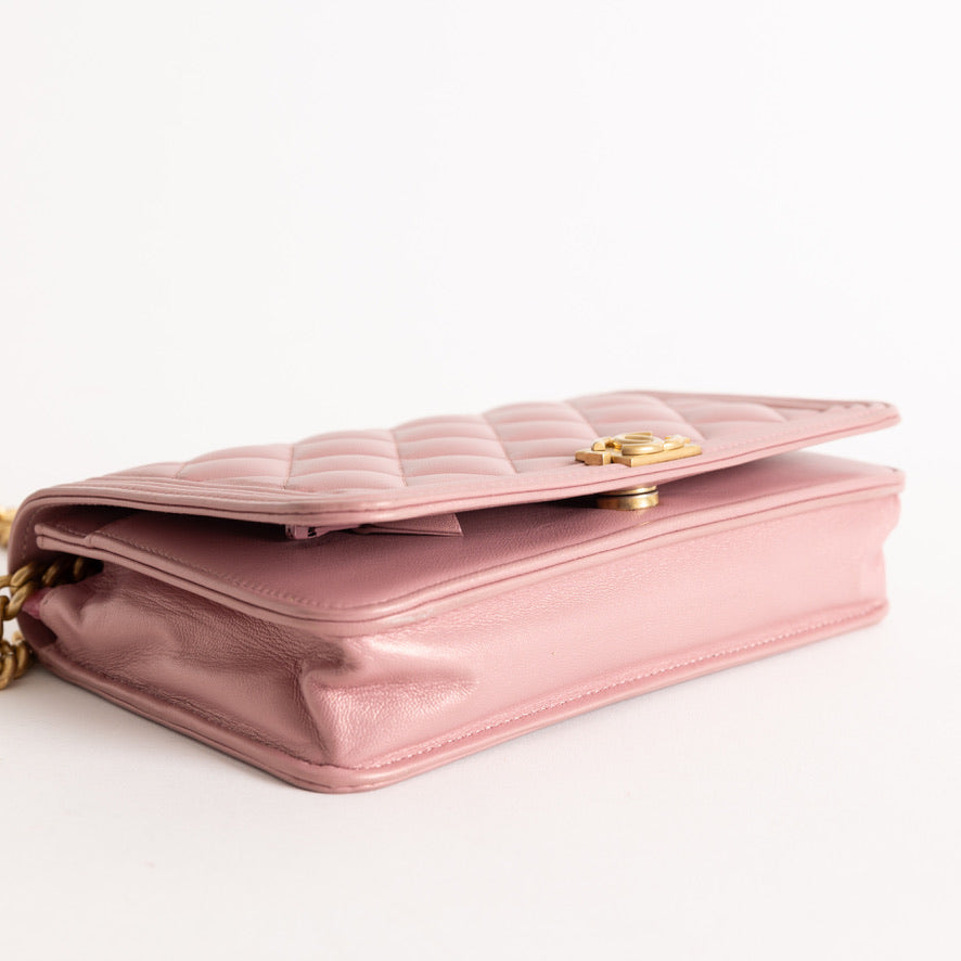 Chanel Boy Wallet On Chain Iridescent Pink Mauve Lambskin – Now